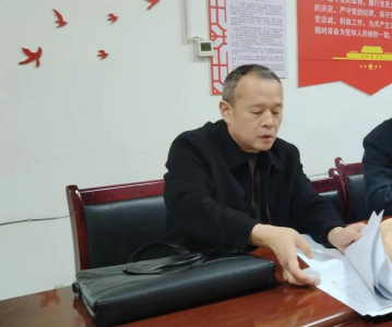 阿克苏地律师